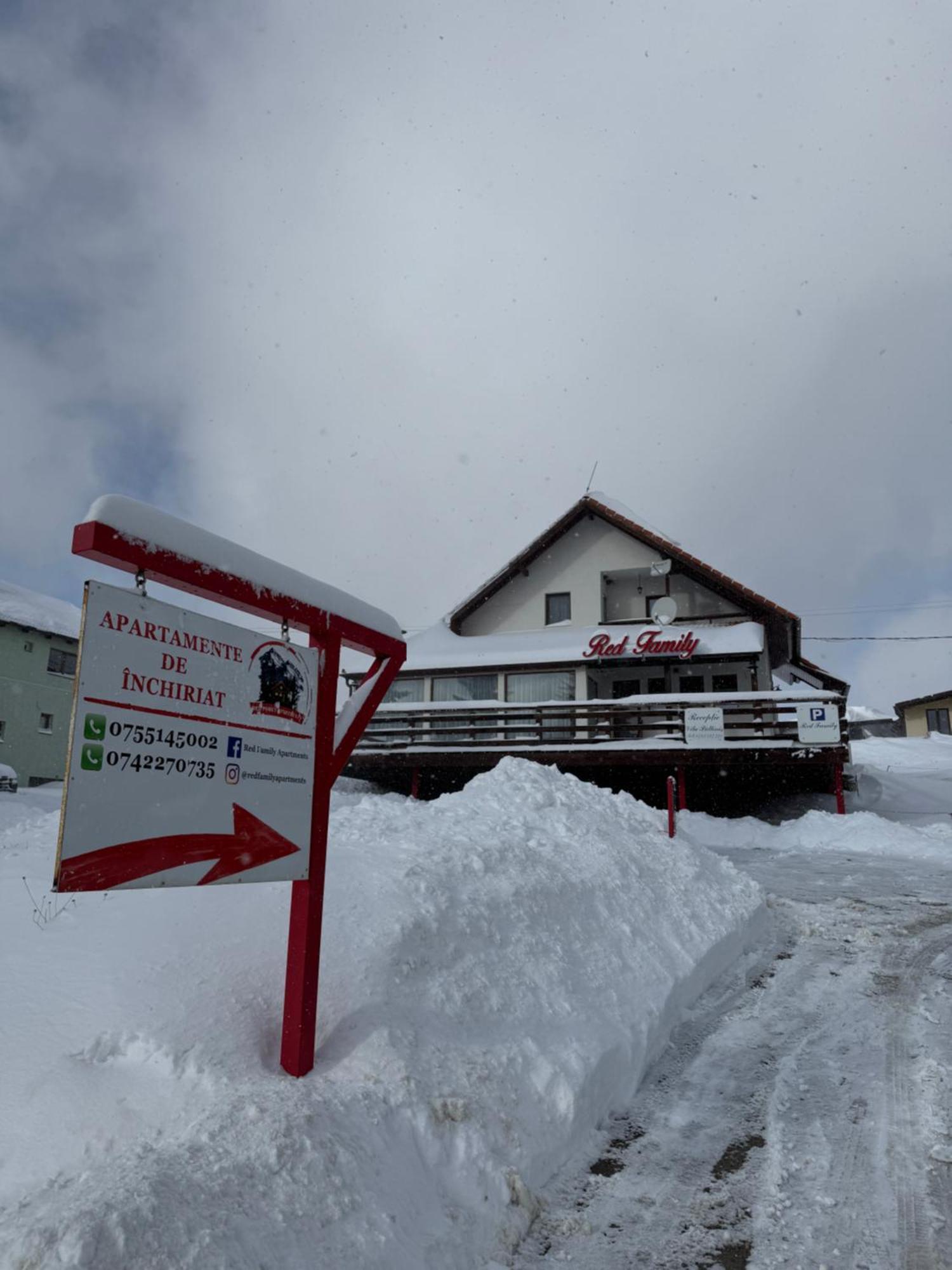 Red Family Apartments Păltiniş Zewnętrze zdjęcie